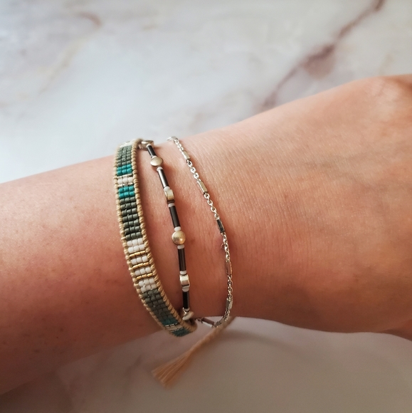 Stella and Dot Layered "Frieze" Bracelet - Picture 4 of 7